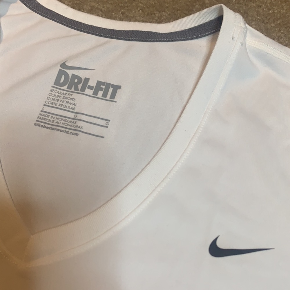 WOMENS NIKE RUNNING TOP - Picture 2 of 3